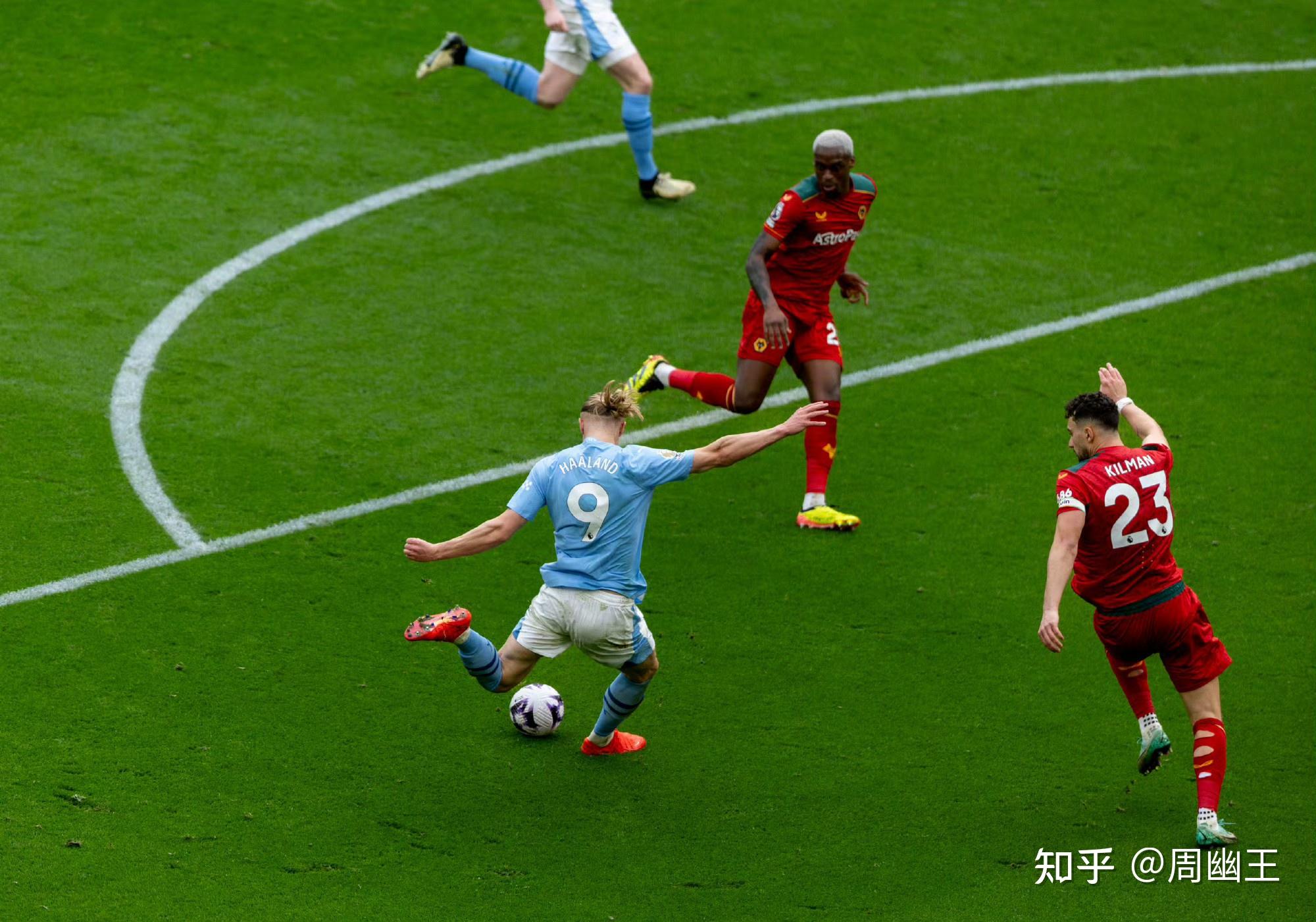 关于斯图加特迎足总杯关键赛，清晨止住颓势，引发热议，赛季目标并未改变的信息